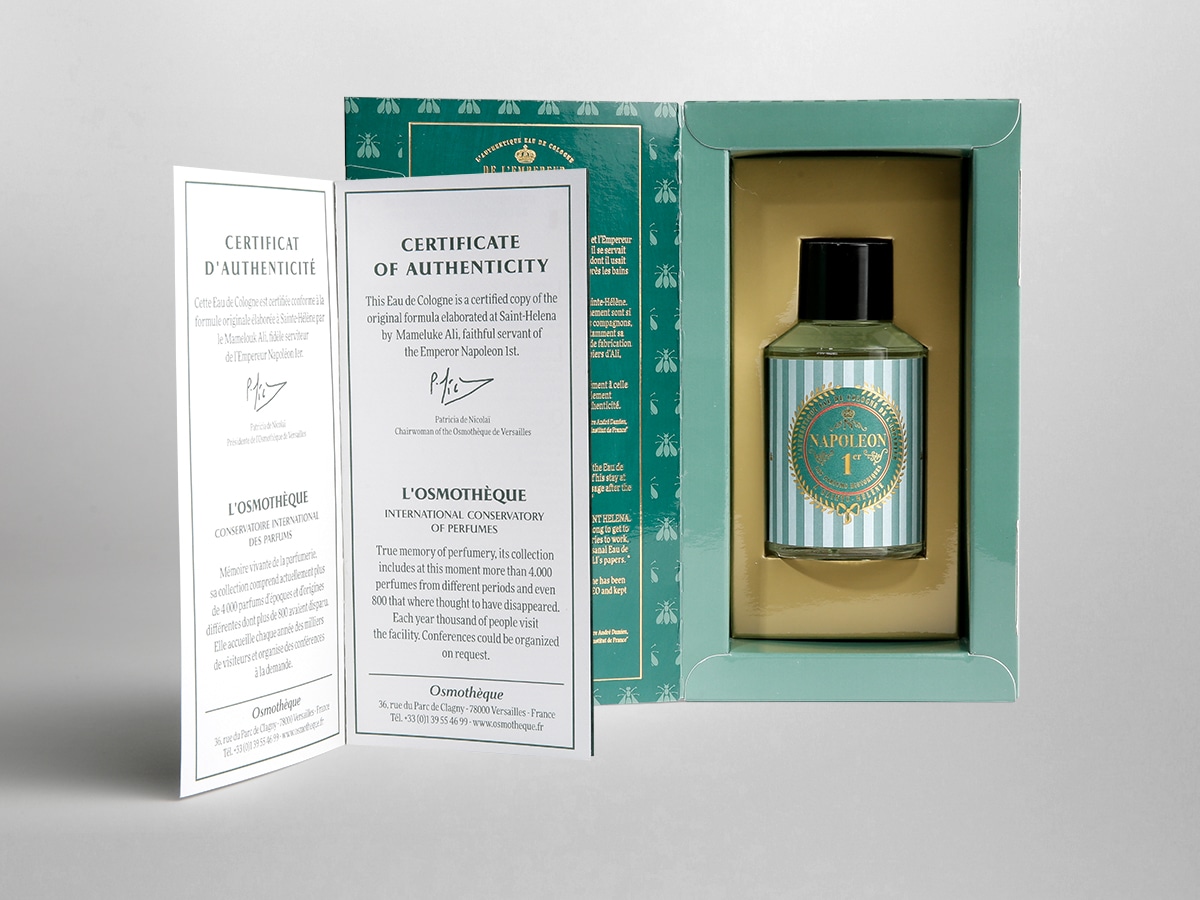 Packaging de l’Authentique Eau de Cologne de l’Empereur Napoléon 1er à Sainte-Hélèneeau-de-cologne-empereur-napoleon