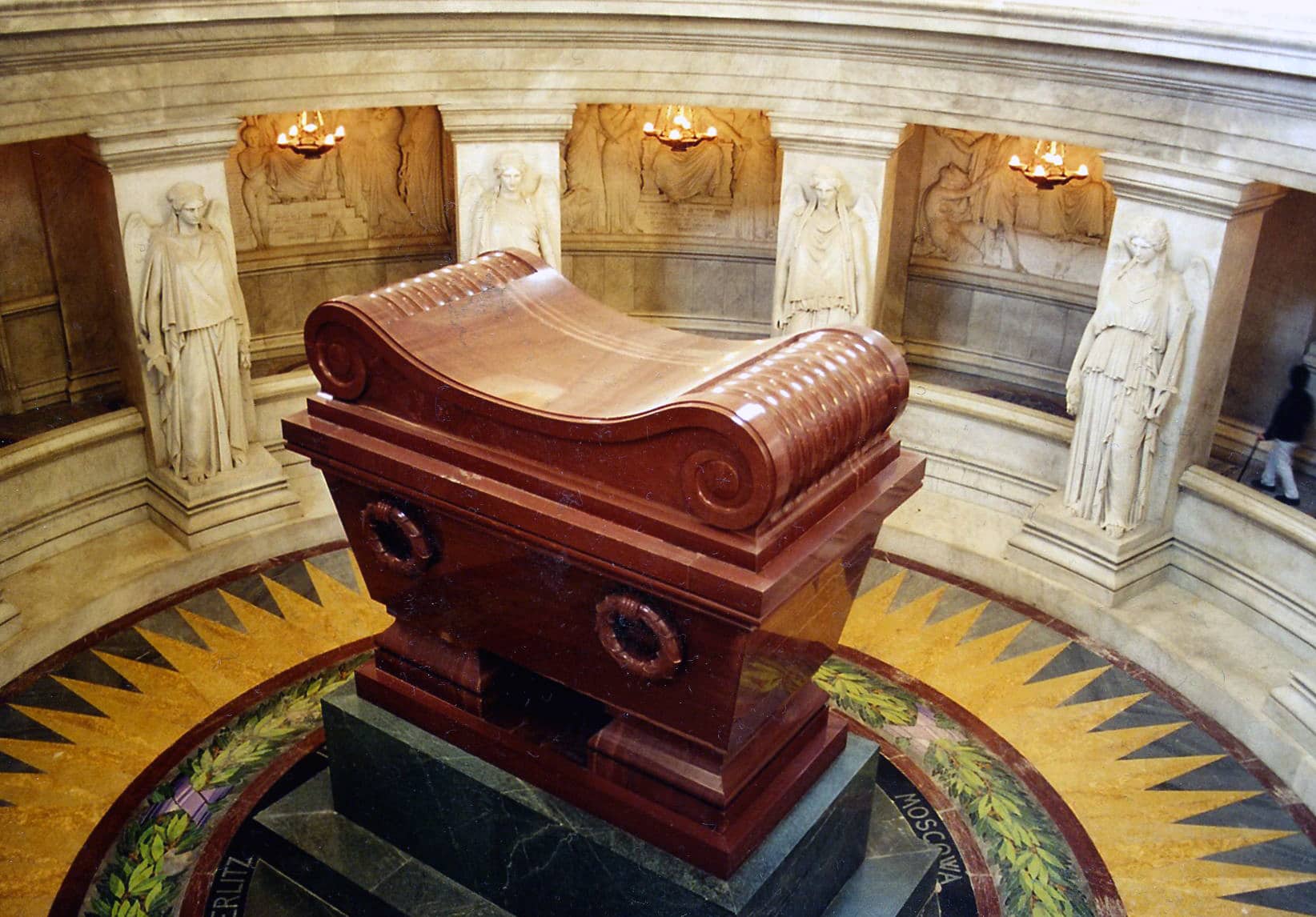 Tombeau de Napoléon Ier aux Invalides, Paris.